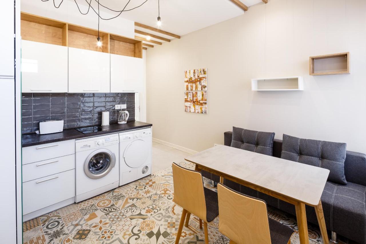 Palace View Apartments - 24 Kopernyka Str. ลวีฟ ภายนอก รูปภาพ